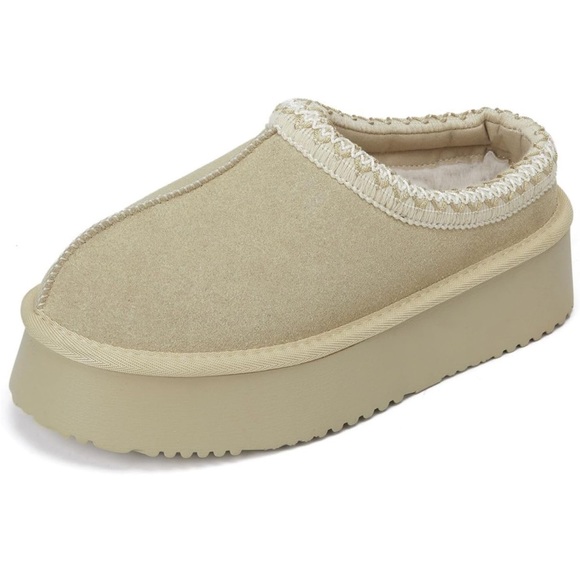 Amazon Slippers - Picture 3 of 8